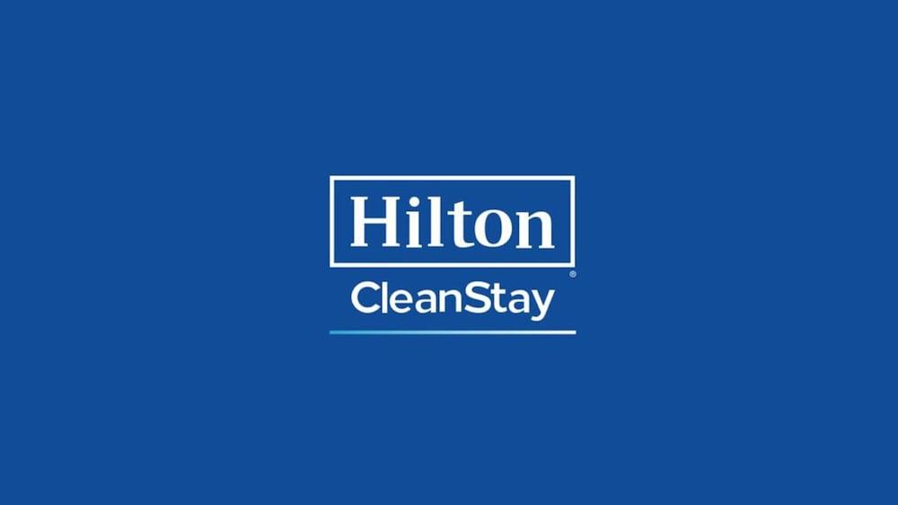 Hotel Hilton Garden Airport 3*