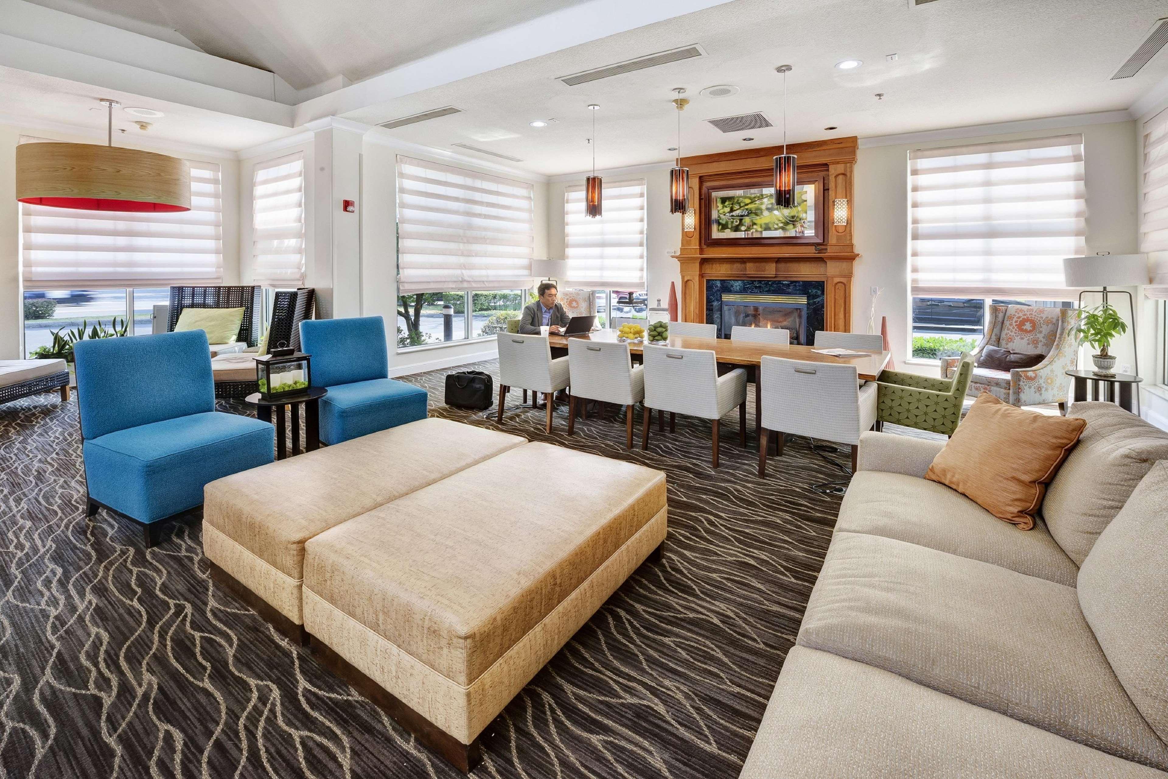 Hotel Hilton Garden Airport