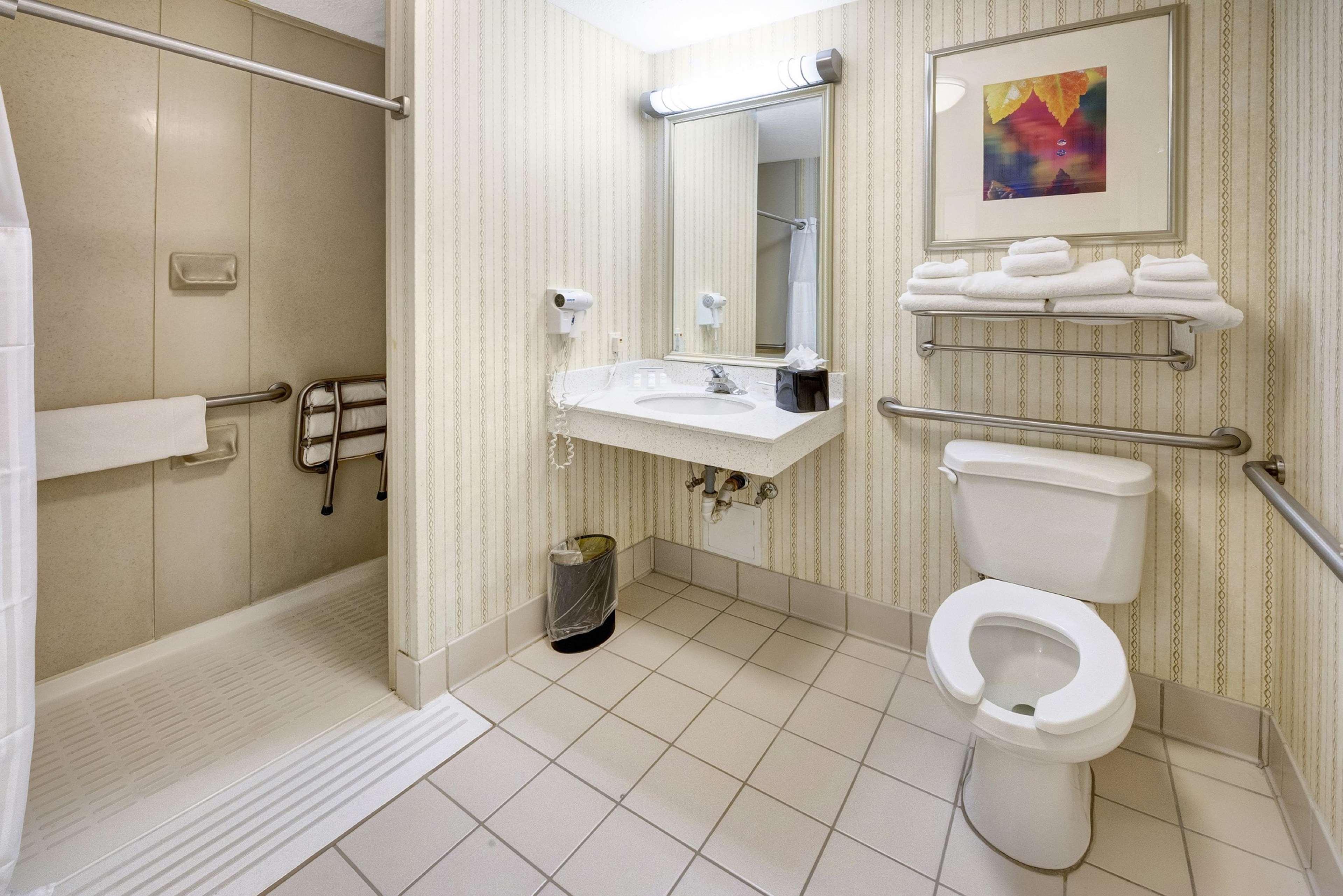 Hilton Garden Airport 3* Portland