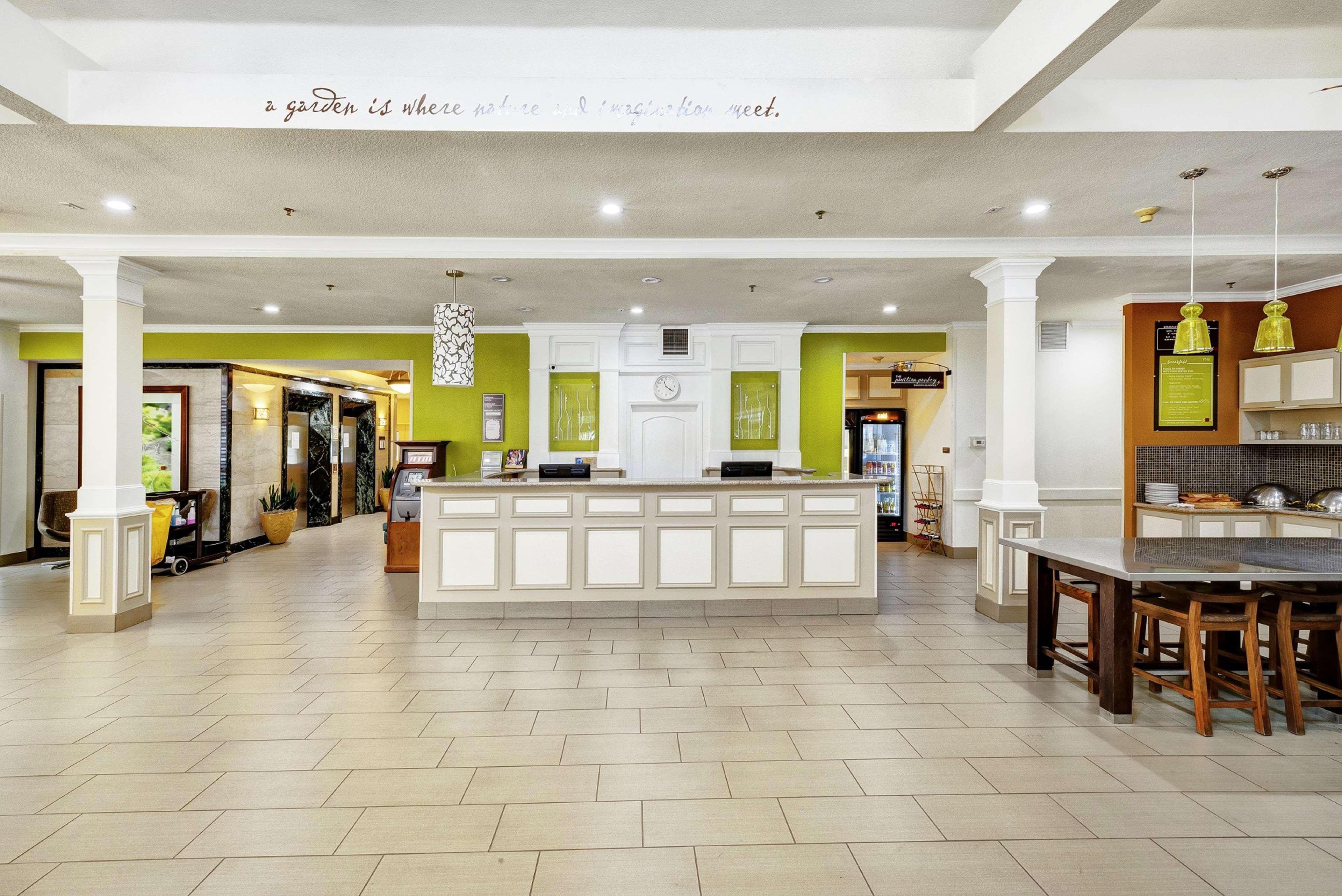 Hilton Garden Airport Hotel Portland