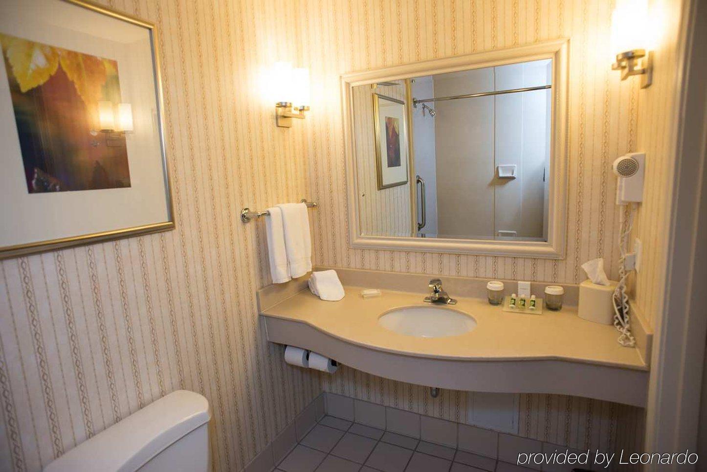 Hilton Garden Airport 3* Portland